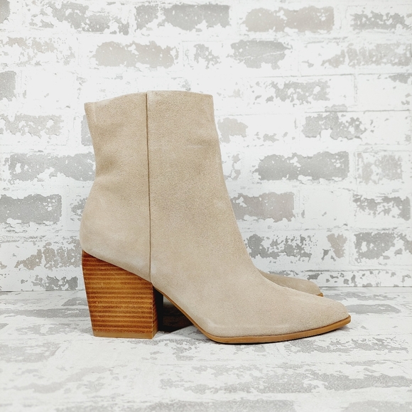 New Nordstrom Franka Cream Suede Block Heel Ankle Boots i 313 - Picture 6 of 11